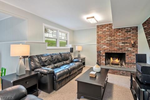 31 Sears Pl, Wayne, NJ 07470 photo 27