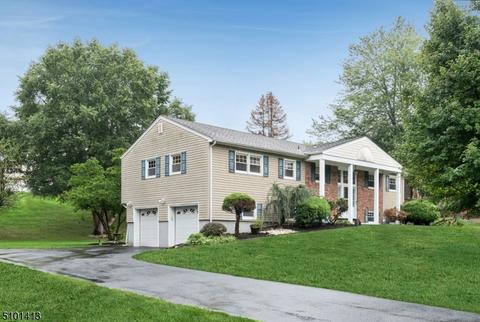 31 Sears Pl, Wayne, NJ 07470 photo 4