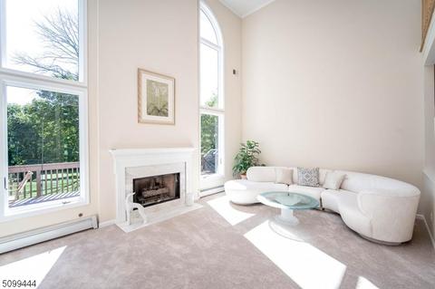 9 Ursula Ct, Mendham, NJ 07945 photo 4