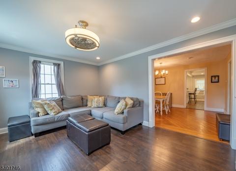 27 Maple Ave, Netcong, NJ 07857 photo 3