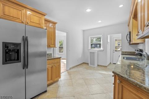 1209 Radcliffe Pl, Plainfield, NJ 07062 photo 9