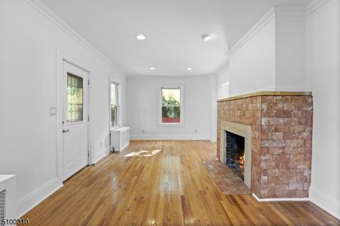 1209 Radcliffe Pl, Plainfield, NJ 07062 photo 4