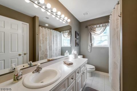 22 Setting Sun Dr, Hackettstown, NJ 07840 photo 27