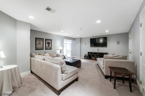 22 Setting Sun Dr, Hackettstown, NJ 07840 photo 28