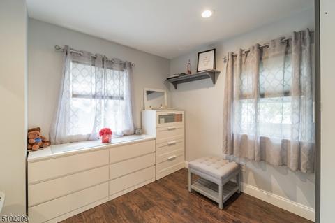 404 E 6th Ave, Roselle, NJ 07203 photo 9