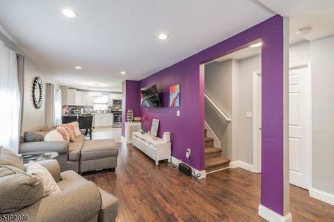 404 E 6th Ave, Roselle, NJ 07203 photo 5
