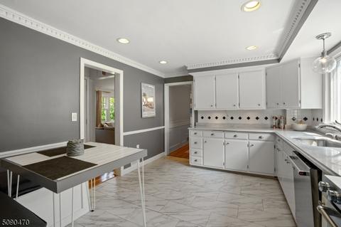 238 Blackburn Rd, Summit, NJ 07901 photo 13