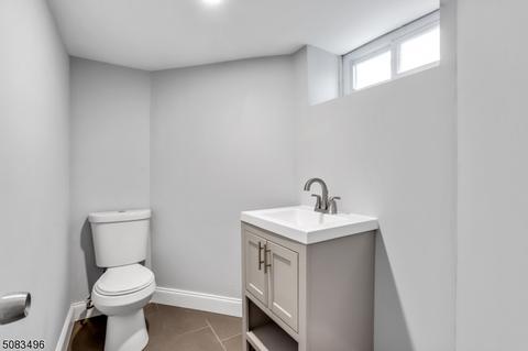 35 Centre St, Nutley, NJ 07110 photo 12