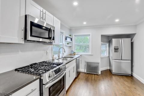 35 Centre St, Nutley, NJ 07110 photo 17