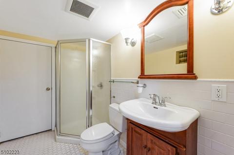 19 Locust Ave, Millburn, NJ 07041 photo 22