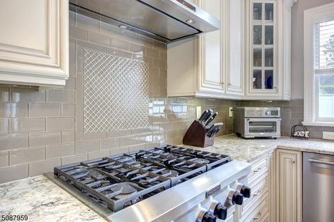 8 Sergeant Ct, Mount Olive, NJ 07828 photo 10