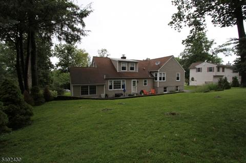 74 Summit Rd, Sparta, NJ 07871 photo 2