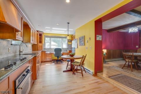5 Struble Ln, Dover, NJ 07801 photo 8