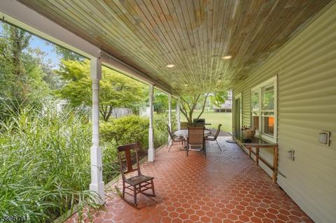 5 Struble Ln, Dover, NJ 07801 photo 3
