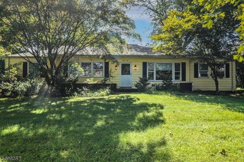 41 Fairview Dr, Bernards Twp, NJ 07920 photo 2