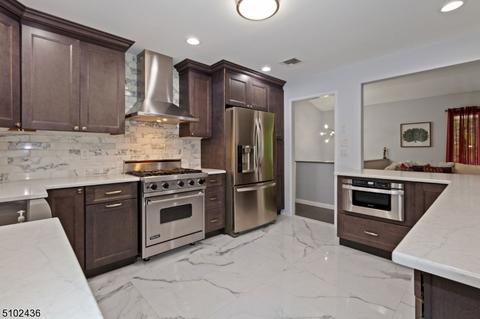 237 River Bend Rd, Berkeley Heights, NJ 07922 photo 10