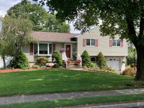 24 Carol Pl, Wayne, NJ 07470 photo 1
