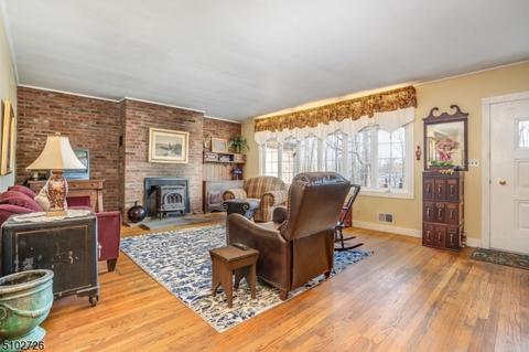 96 Ironia Rd, Mendham, NJ 07945 photo 4