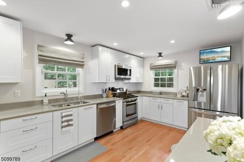 22 Gladding Rd, Caldwell, NJ 07006 photo 9