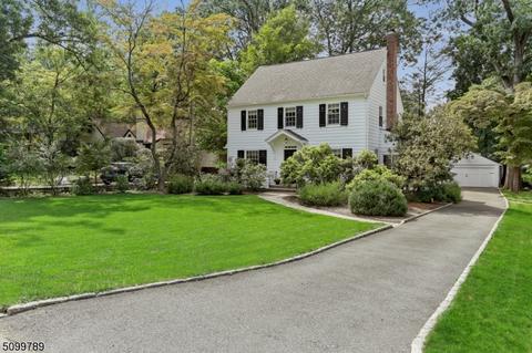 22 Gladding Rd, Caldwell, NJ 07006 photo 2