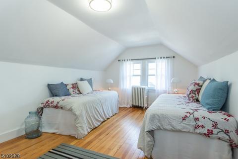 24 Clairidge Ct, Montclair, NJ 07042 photo 38