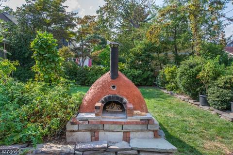 24 Clairidge Ct, Montclair, NJ 07042 photo 47