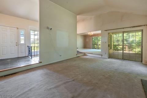 2 Pueblo Cir, Wayne, NJ 07470 photo 6
