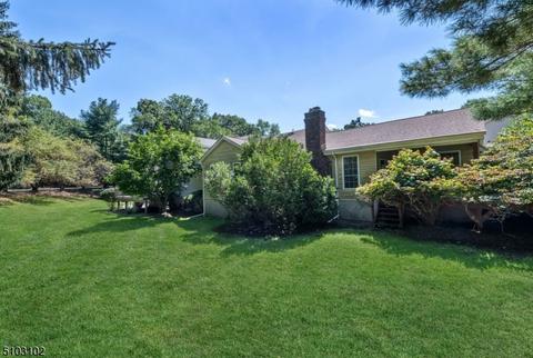 2 Pueblo Cir, Wayne, NJ 07470 photo 25
