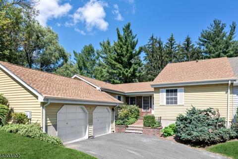 2 Pueblo Cir, Wayne, NJ 07470 photo 1