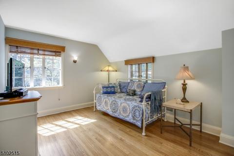 33 Gladding Rd, Caldwell, NJ 07006 photo 18