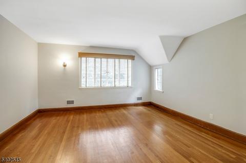 33 Gladding Rd, Caldwell, NJ 07006 photo 15