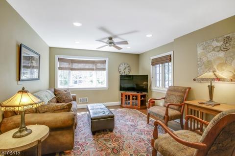 33 Gladding Rd, Caldwell, NJ 07006 photo 11