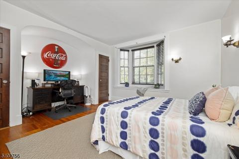 648 Berkeley Ave, Orange, NJ 07050 photo 17
