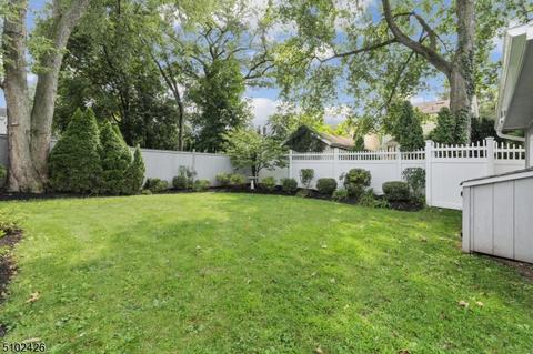 44 Cypress St, Millburn, NJ 07041 photo 28
