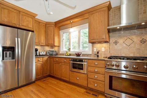 60 Kathleen Ct, Wayne, NJ 07470 photo 11