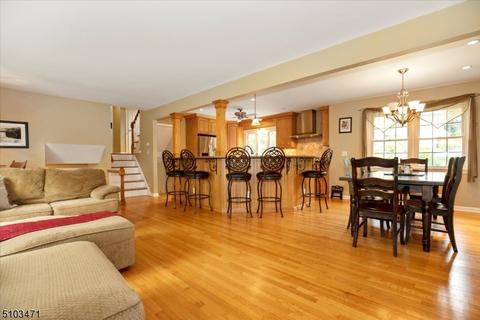 60 Kathleen Ct, Wayne, NJ 07470 photo 6