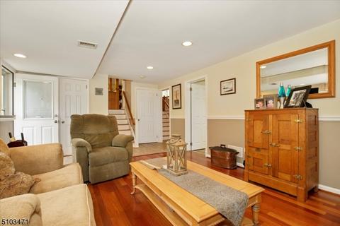60 Kathleen Ct, Wayne, NJ 07470 photo 14