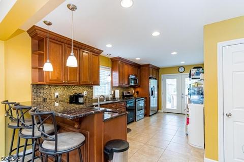 721 Loretta Ter, Plainfield, NJ 07062 photo 10