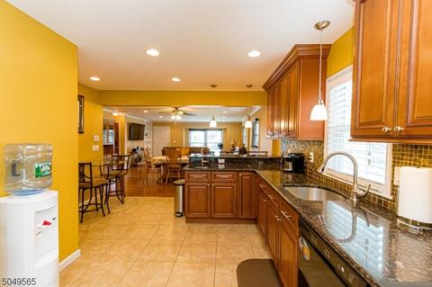 721 Loretta Ter, Plainfield, NJ 07062 photo 12