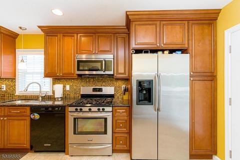 721 Loretta Ter, Plainfield, NJ 07062 photo 13