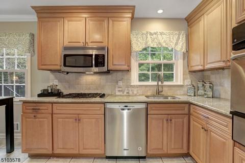 28 Drake Rd, Mendham, NJ 07945 photo 9
