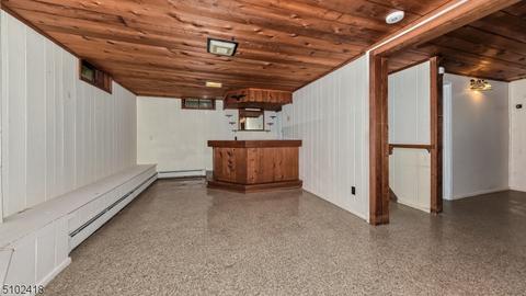 35 Lake Dr E, Wayne, NJ 07470 photo 24