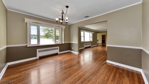 35 Lake Dr E, Wayne, NJ 07470 photo 6