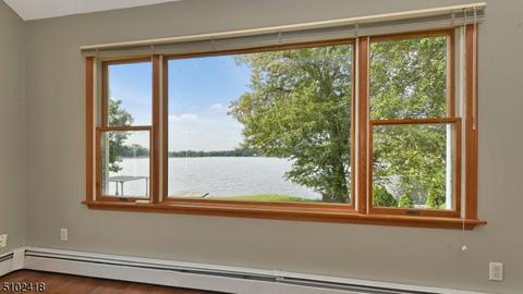 35 Lake Dr E, Wayne, NJ 07470 photo 15