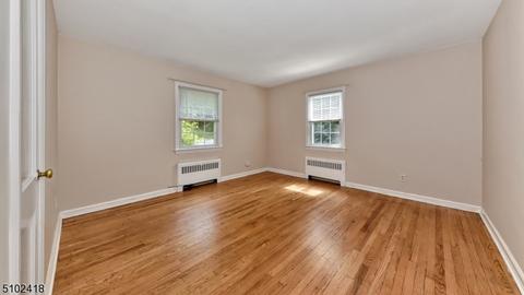 35 Lake Dr E, Wayne, NJ 07470 photo 16
