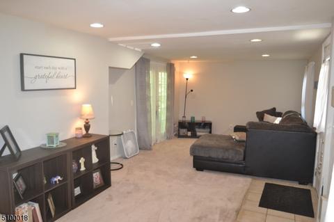 101 W Munson Ave, Dover, NJ 07801 photo 3