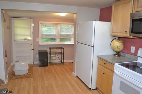 101 W Munson Ave, Dover, NJ 07801 photo 6