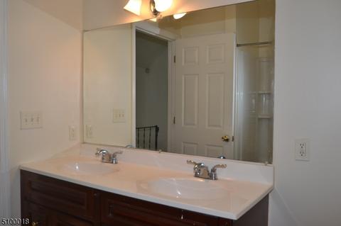 101 W Munson Ave, Dover, NJ 07801 photo 11