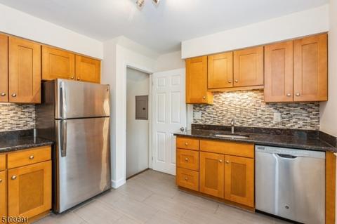 768 Springfield Ave #E2, Summit, NJ 07901 photo 2
