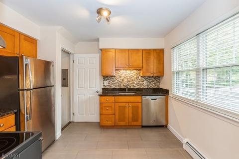 768 Springfield Ave #E2, Summit, NJ 07901 photo 4